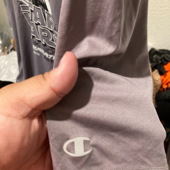 2018 WALT DISNEY WORLD Star Wars Dark Side HALF Marathon shirt size L Grey EUC - Picture 7 of 8